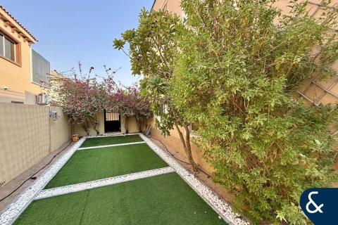 Üürile anda villa asukohaga The Villa, Dubai, AÜE: 5 magamistoaga, 334 m² Nr 668452 - pilt 17
