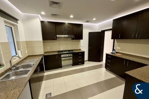 Üürile anda villa asukohaga The Villa, Dubai, AÜE: 5 magamistoaga, 334 m² Nr 668452 - pilt 5