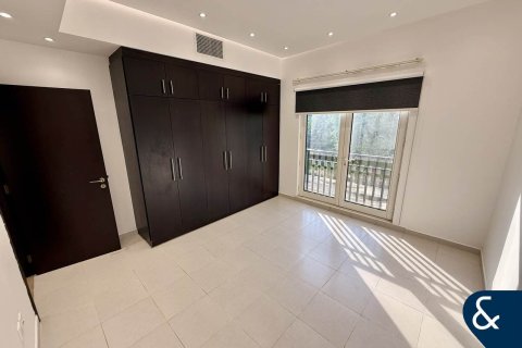 Üürile anda villa asukohaga The Villa, Dubai, AÜE: 5 magamistoaga, 334 m² Nr 668452 - pilt 13