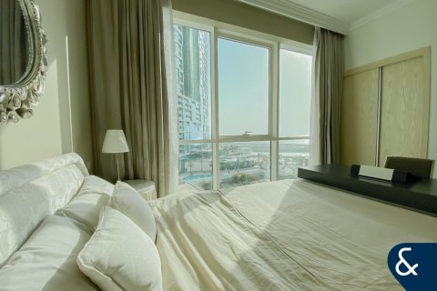 Apartment in Jumeirah Beach Residence, Dubai, UAE 2 bedrooms, 152 sq.m. № 668531 - photo 1