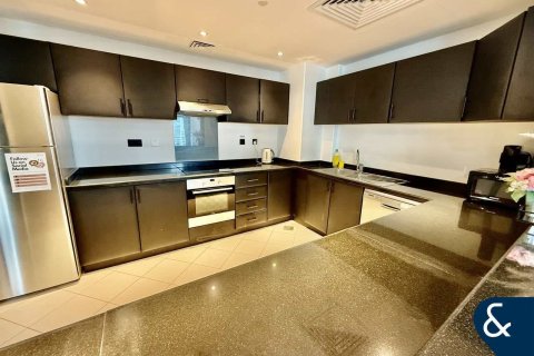 דירה להשכרה ב Dubai Marina, Dubai, איחוד האמירויות 2 חדרי שינה, 136 מ"ר, מספר 668453 - תמונה 10