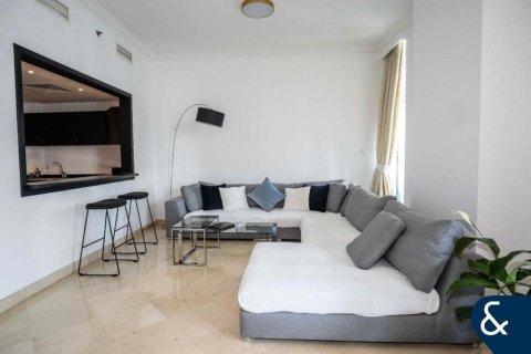 דירה להשכרה ב Dubai Marina, Dubai, איחוד האמירויות 2 חדרי שינה, 136 מ"ר, מספר 668453 - תמונה 1