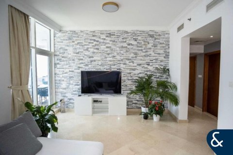 דירה להשכרה ב Dubai Marina, Dubai, איחוד האמירויות 2 חדרי שינה, 136 מ"ר, מספר 668453 - תמונה 2