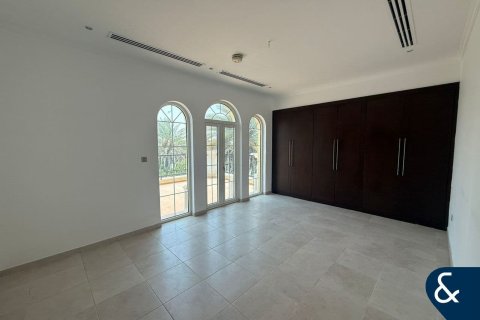 Vilă de închiriat în Jumeirah Park, Dubai, EAU 3 dormitoare, 328 mp. №668530 - poză 5