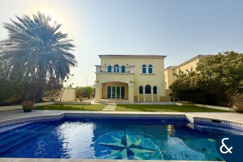 Vilă de închiriat în Jumeirah Park, Dubai, EAU 3 dormitoare, 328 mp. №668530 - poză 1