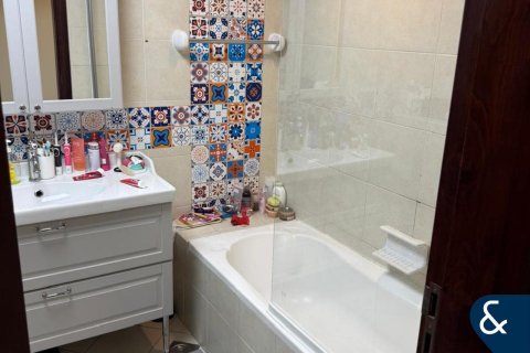 Jumeirah Lake Towers, Dubai, UAE의 임대용 아파트 침실 2개, 101제곱미터 번호 668455 - 사진 19