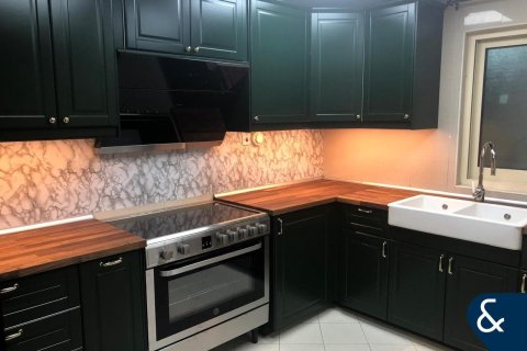 Jumeirah Lake Towers, Dubai, UAE의 임대용 아파트 침실 2개, 101제곱미터 번호 668455 - 사진 2