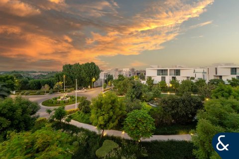 Villa zur Miete in Al Barari, Dubai, VAE 4 Schlafzimmer, 669 m2 Nr. 668451 - Foto 2