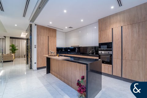 Villa zur Miete in Al Barari, Dubai, VAE 4 Schlafzimmer, 669 m2 Nr. 668451 - Foto 7