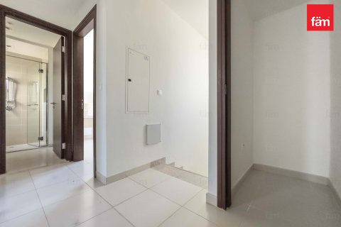 Villa para arrendamento em Reem, Dubai, EAU 3 quartos, 258.8 m2 № 645785 - foto 9