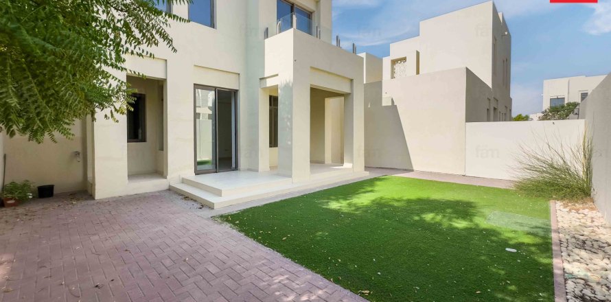 Villa em Reem, Dubai, EAU 3 quartos, 258.8 m2 № 645785