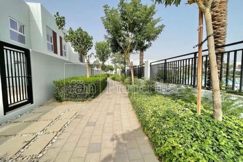 Adosado en venta en Dubai, EAU 4 dormitorios, 230.4 m2 № 682250 - foto 15