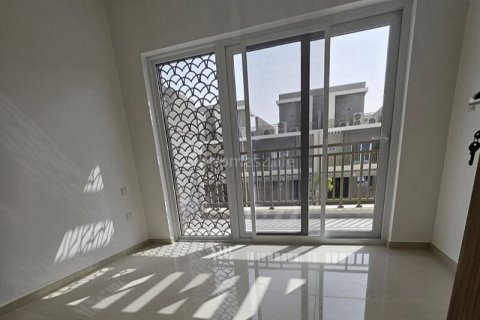 خانه شهری برای اجاره در DAMAC Hills (Akoya by DAMAC)، Dubai، امارات متحده عربی 3 خوابه ، 112 متر مربع ، شماره 693524 - تصویر 2