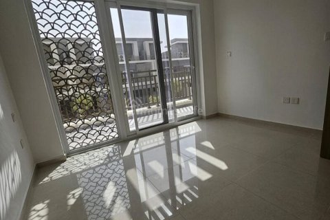 Adosado en DAMAC Hills (Akoya by DAMAC), Dubai, EAU 3 dormitorios, 112 m² № 693524