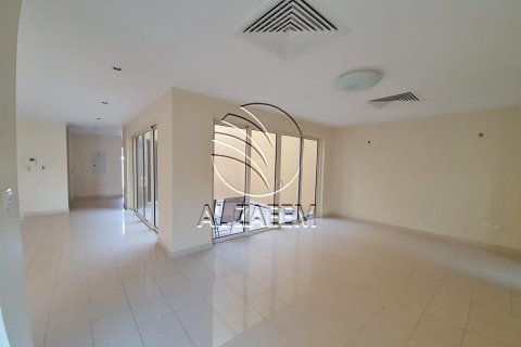 Řadový dům v Al Raha Gardens, Abu Dhabi, SAE 3 ložnice, 201 m² Č.: 615636 - fotografie 4
