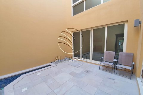Řadový dům v Al Raha Gardens, Abu Dhabi, SAE 3 ložnice, 201 m² Č.: 615636 - fotografie 3