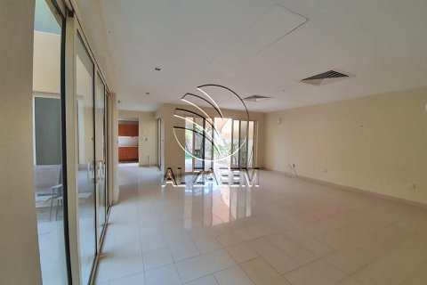 Řadový dům v Al Raha Gardens, Abu Dhabi, SAE 3 ložnice, 201 m² Č.: 615636 - fotografie 8