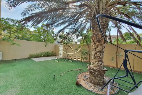 Řadový dům v Al Raha Gardens, Abu Dhabi, SAE 3 ložnice, 201 m² Č.: 615636 - fotografie 1