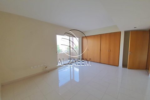 Řadový dům v Al Raha Gardens, Abu Dhabi, SAE 3 ložnice, 201 m² Č.: 615636 - fotografie 6