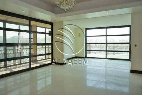 Villa in Al Gurm, Abu Dhabi, UAE 5 bedrooms, 1951 sq.m. № 615640 - photo 9