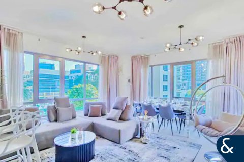 Apartment til leje i Downtown Dubai (Downtown Burj Dubai), Dubai, UAE 1 soveværelse, 85 kvm № 667968 - foto 1