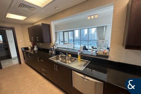Apartamento para arrendamento em Dubai Marina, Dubai, EAU 2 quartos, 209 m2 № 667970 - foto 13