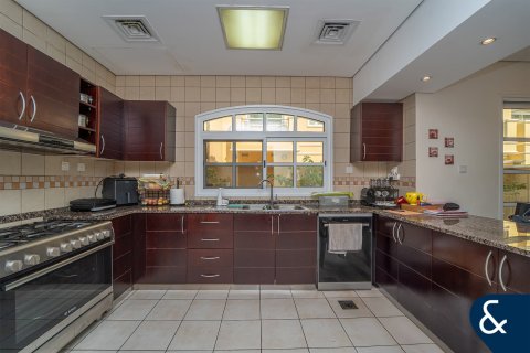 Vila di Dubai Sports City, Dubai, UEA 3 kamar tidur, 227 m2 nomor 667865 - foto 5