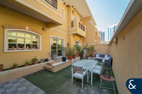 Vila di Dubai Sports City, Dubai, UEA 3 kamar tidur, 227 m2 nomor 667865 - foto 14