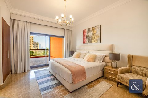 Appartement te huur in Palm Jumeirah, Dubai, VAE 2 slaapkamers, 185 vr.m., nr 667969 - foto 8