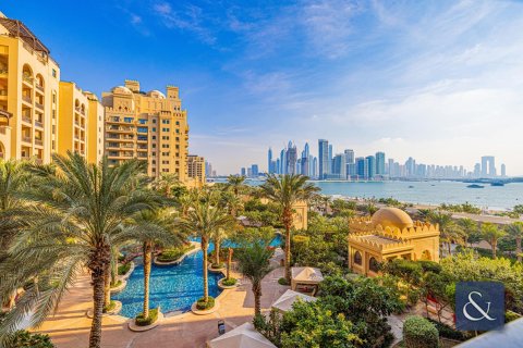 Appartement te huur in Palm Jumeirah, Dubai, VAE 2 slaapkamers, 185 vr.m., nr 667969 - foto 1