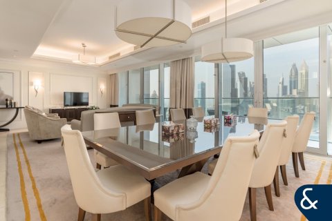Apartment sa Downtown Dubai (Downtown Burj Dubai), UAE 4 silid-tulugan, 270 sq.m. № 667971 - larawan 2