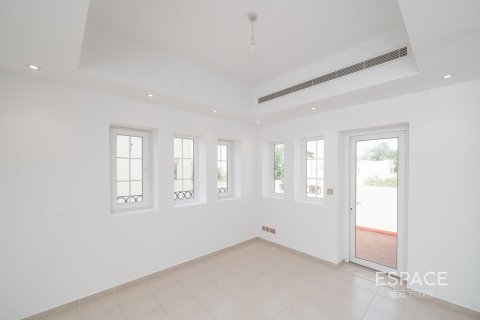Villa in Arabian Ranches, Dubai, UAE 5 bedrooms, 476 sq.m. № 650262 - photo 16