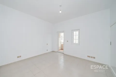 Villa in Arabian Ranches, Dubai, UAE 5 bedrooms, 476 sq.m. № 650262 - photo 18