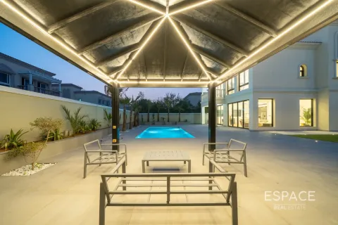 Jumeirah Village Triangle, Dubai, UAE의 판매용 빌라 침실 2개, 251제곱미터 번호 649724 - 사진 20