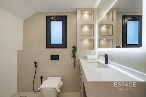 Jumeirah Village Triangle, Dubai, UAE의 판매용 빌라 침실 2개, 251제곱미터 번호 649724 - 사진 16