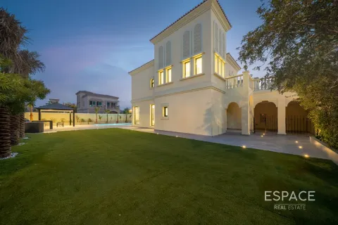 Jumeirah Village Triangle, Dubai, UAE의 판매용 빌라 침실 2개, 251제곱미터 번호 649724 - 사진 19