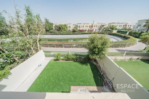 Villa The Springs, Dubaijā, AAE 3 istabas, 228 m2 Nr. 650264 - attēls 1