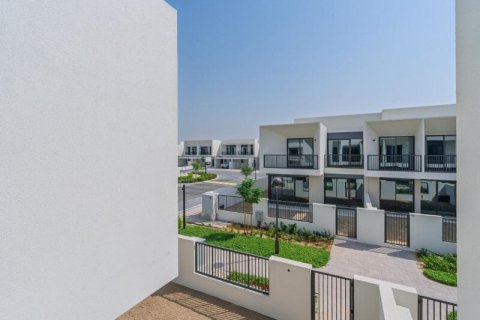 Huvila Town Square, Dubai, Arabiemiraatit 4 makuuhuonetta, 254 m2 № 703322 - kuva 15