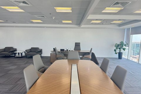 Üürile anda kontor asukohaga Business Bay, Dubai, AÜE: 268 m² Nr 632239 - pilt 2