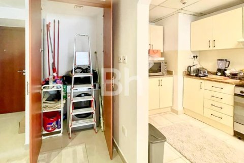 Byt v Jumeirah Lake Towers, Dubai, SAE 1 ložnice, 90 m² Č.: 645313 - fotografie 7