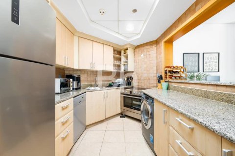 Apartmen di Palm Jumeirah, Dubai, UAE 1 bilik tidur, 106 meter persegi № 645316 - foto 3