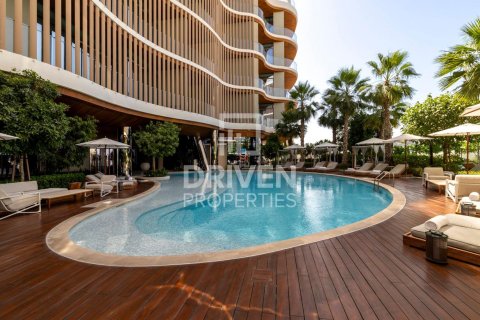 Huoneisto Jumeirah, Dubai, Arabiemiraatit 3 makuuhuonetta, 278.34 m2 № 742230 - kuva 8