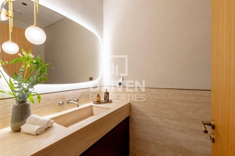 Huoneisto Jumeirah, Dubai, Arabiemiraatit 3 makuuhuonetta, 278.34 m2 № 742230 - kuva 27