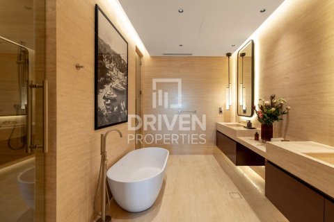 Huoneisto Jumeirah, Dubai, Arabiemiraatit 3 makuuhuonetta, 278.34 m2 № 742230 - kuva 13