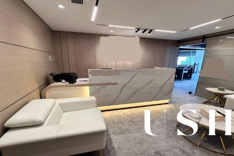Zyrë në Business Bay, Dubai, Emiratet e Bashkuara Arabe 164 m2. № 623604 - Foto 3