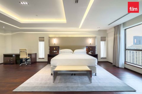 Penthouse à louer à Dubai, EAU 4 chambres, 516.1 m2 № 689167 - photo 16