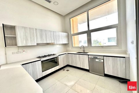 Villa til leie i Al Furjan, Dubai, Emiratene 5 soverom, 525 kvm Nr. 689168 - Foto 5