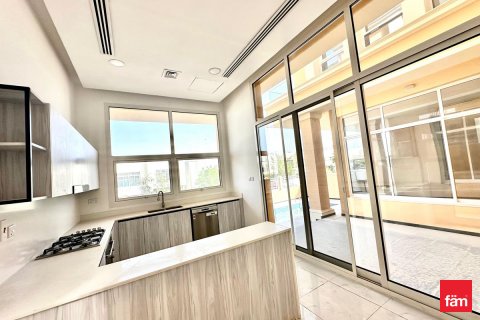 Villa til leie i Al Furjan, Dubai, Emiratene 5 soverom, 525 kvm Nr. 689168 - Foto 6