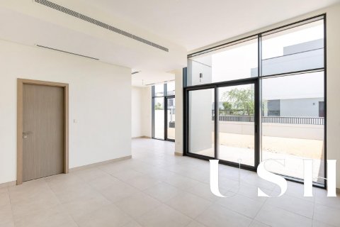 Al Furjan、Dubai、UAE にあるヴィラ販売中 4ベッドルーム、358 m2、No620496 - 写真 21