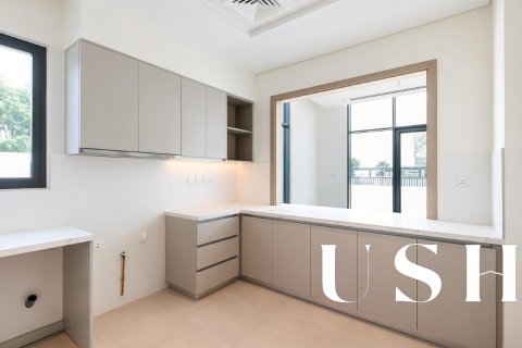 Al Furjan、Dubai、UAE にあるヴィラ販売中 4ベッドルーム、358 m2、No620496 - 写真 24